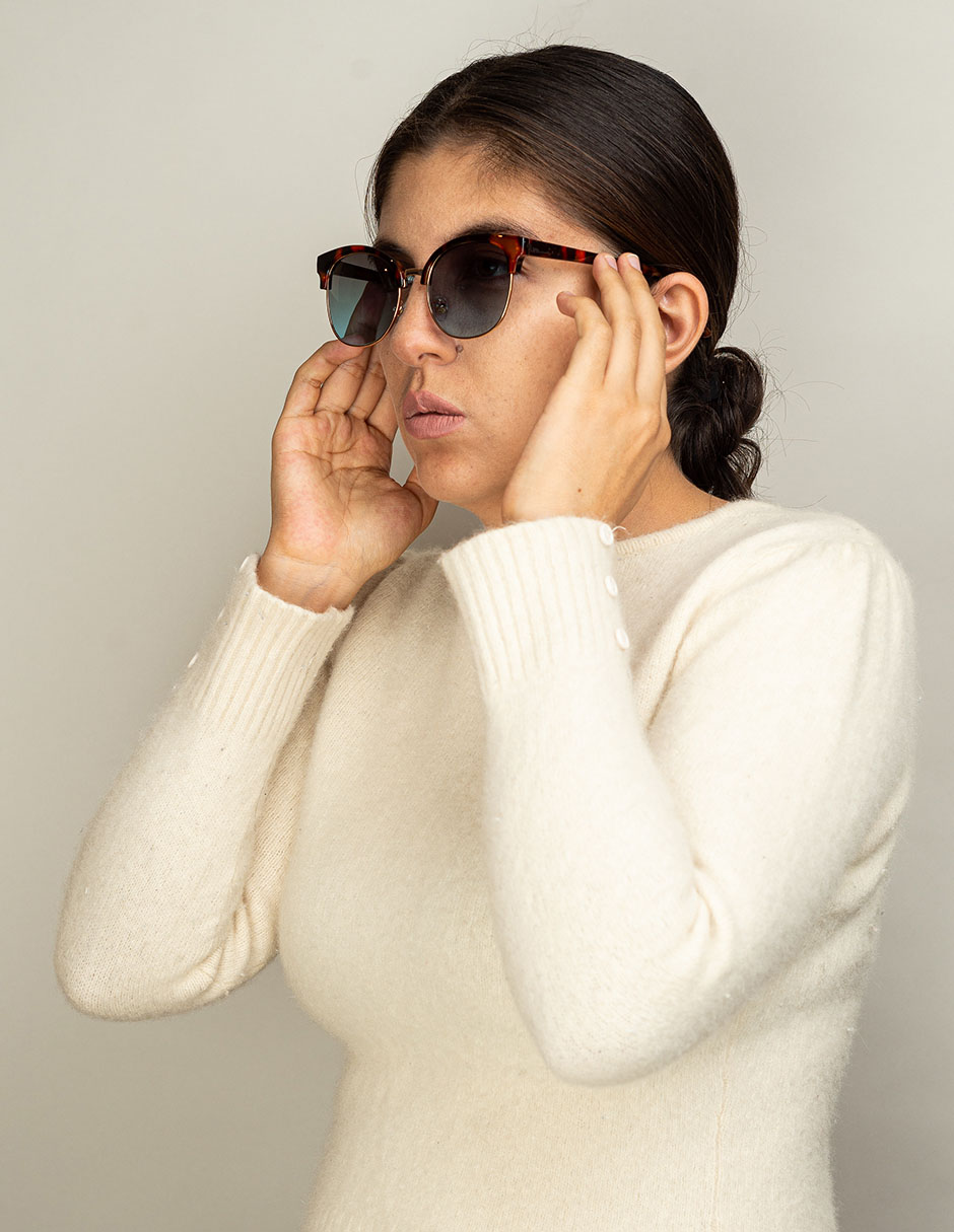 Lentes de sol PJL 19 01 para mujer 6
